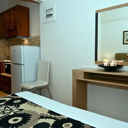 Oasis Deluxe Apartment Neo Klima